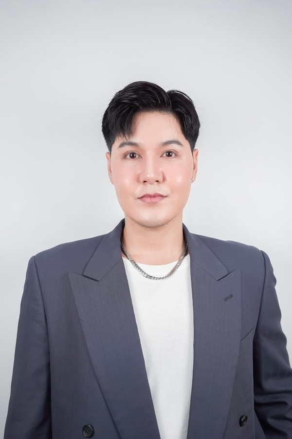 ตัดถุงใต้ตา 12_5_23 (7).jpg