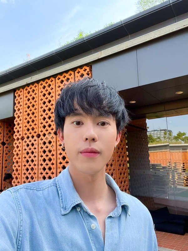 ทำตาสองชั้น เปิดหัวตา ดึงกล้ามเนื้อตาLevator เติมไขมัน 16_6_23 (2).jpg