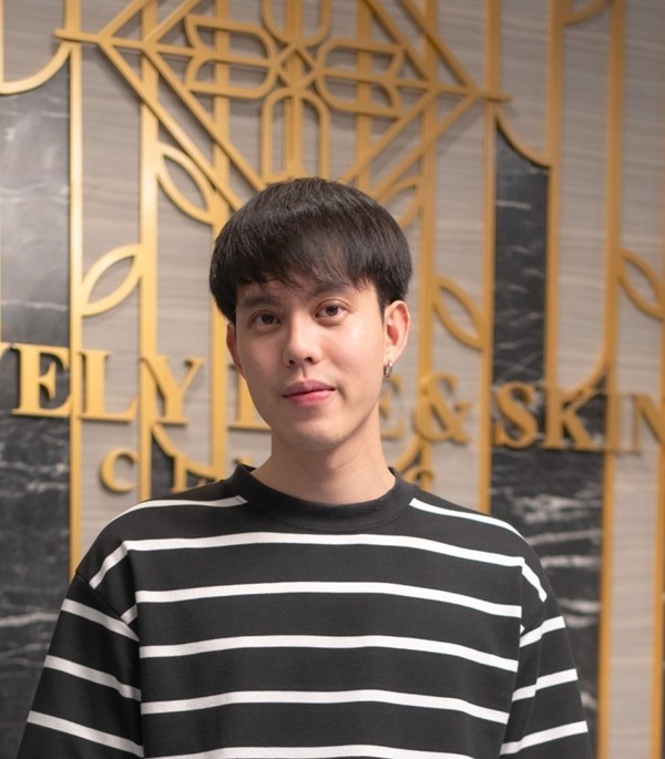 ทำตาสองชั้น เปิดหัวตา ดึงกล้ามเนื้อตาLevator เติมไขมัน 16_6_23 (7)_0.jpg