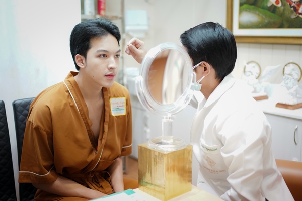 ทำตาสองชั้น เปิดหัวตา 24_03_23 (4).jpg
