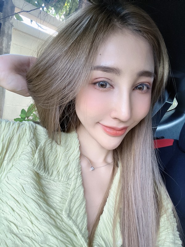 หลังศัลยกรรมตาสองชั้น+เปิดหัวตา+ดึงกล้ามเนื้อตา+เติมไขมัน 13 วัน ลาเบลรู้สึกว่าตาดูเข้าที่เร็วมาก