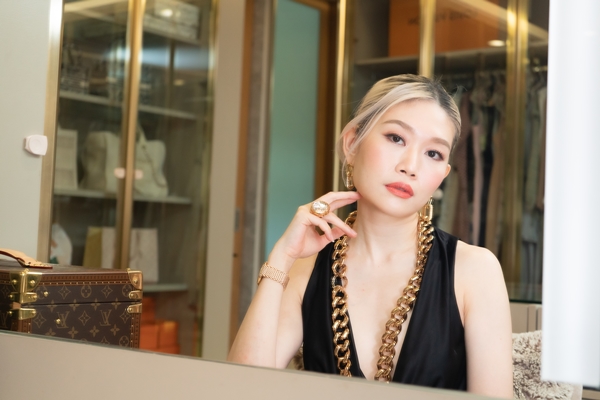 หมอรวงข้าว elle (1).JPG