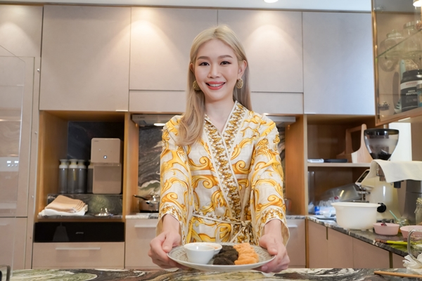 หมอรวงข้าว elle (2).jpg