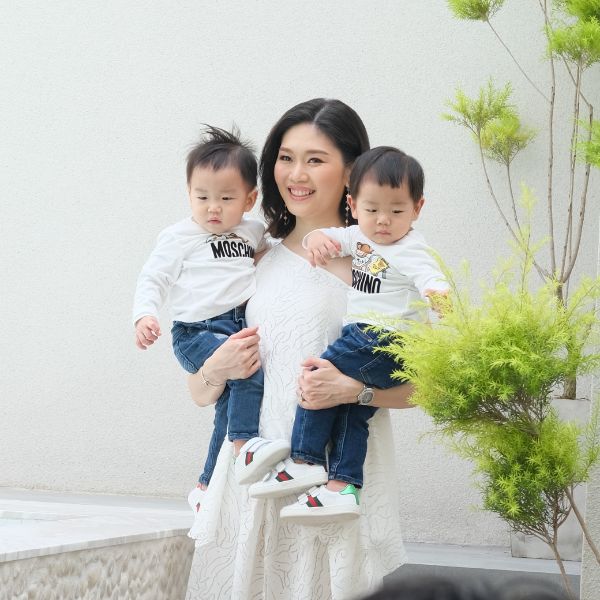 เบื้องหลังHELLO กุมภา-1 IG.jpg