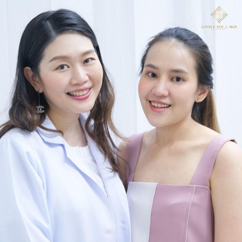 กล้ามเนื้อตาอ่อนแรง เบ้าตาลึก