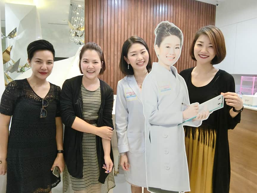 ทำตาสองชั้น