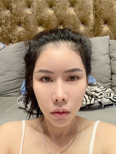 เปิดหางตา