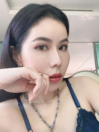 เปิดหางตา
